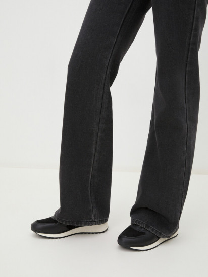 Кроссовки женские