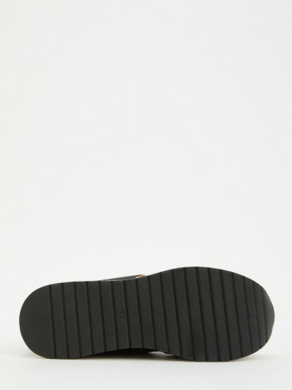 Кроссовки женские