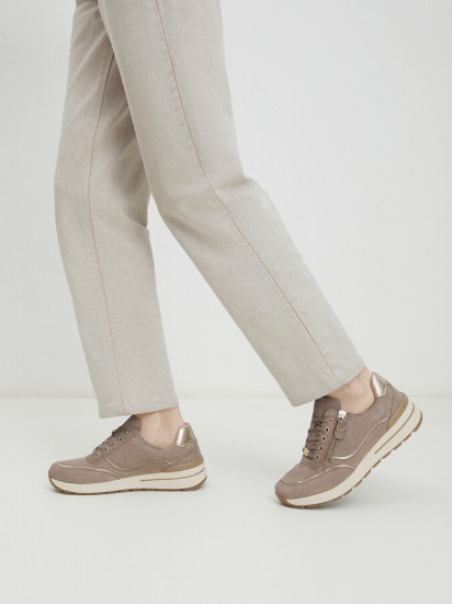 Кроссовки женские