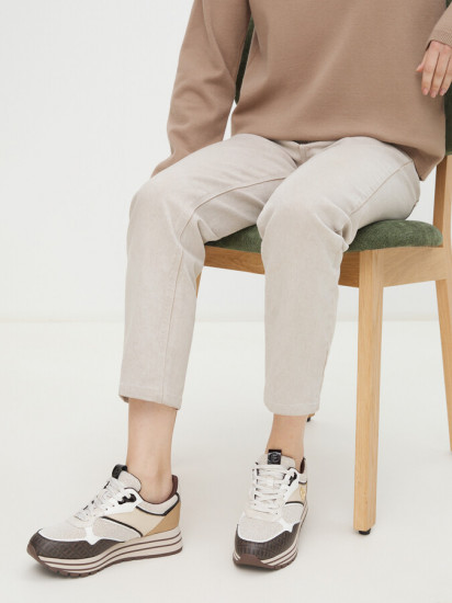 Кроссовки женские