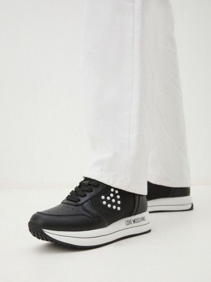 Кроссовки женские