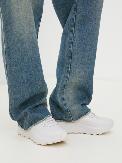 Кроссовки женские