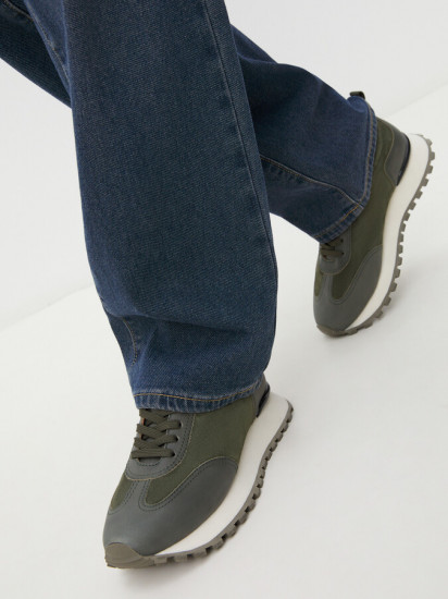 Кроссовки женские