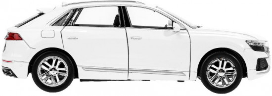 Машина «Audi Q8»