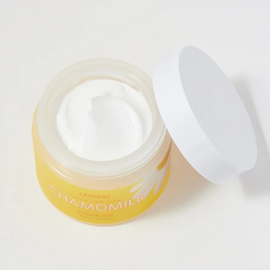 Крем для лица успокаивающий «Chamomile natural herb cream»