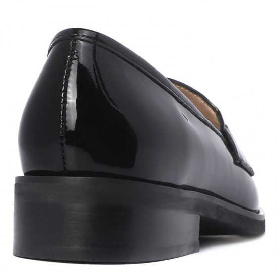 Лоферы женские