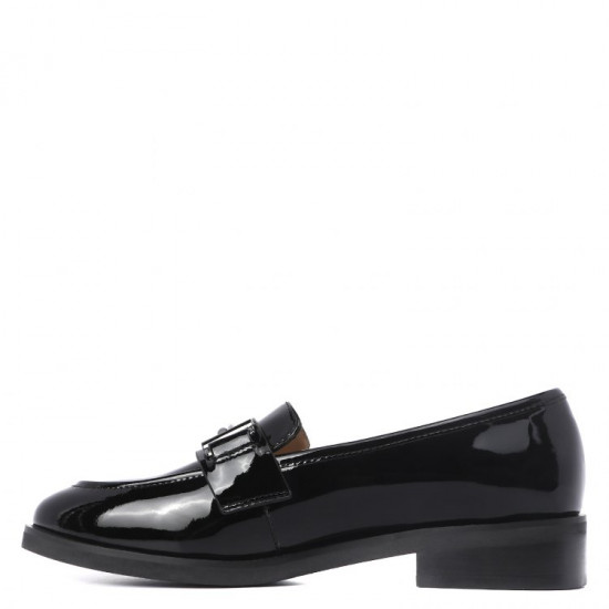 Лоферы женские