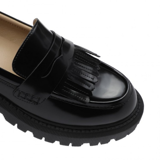 Лоферы женские