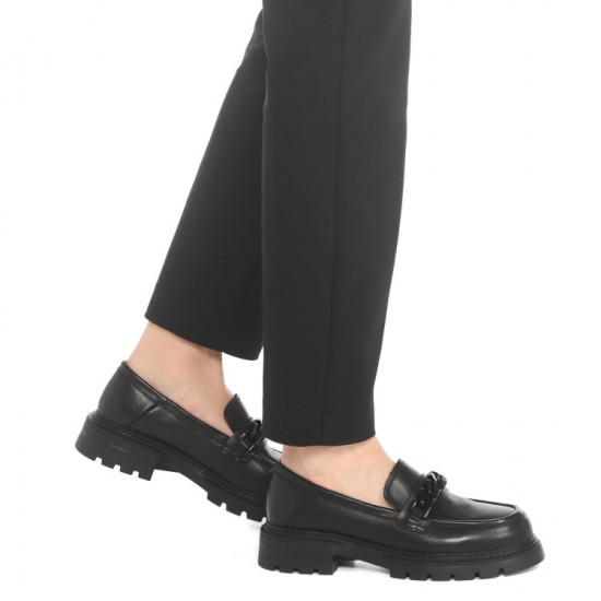 Лоферы женские