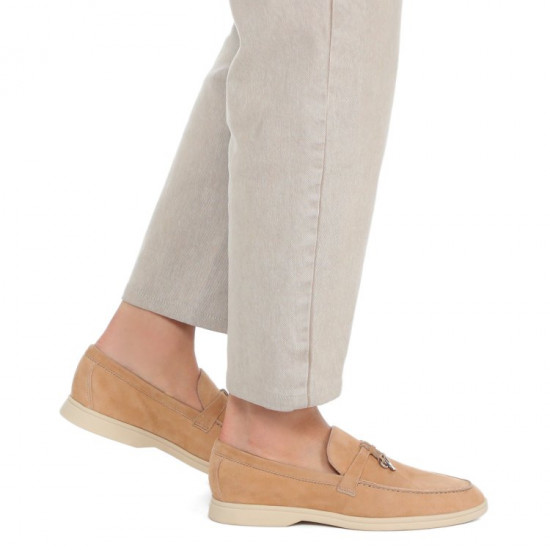 Лоферы женские