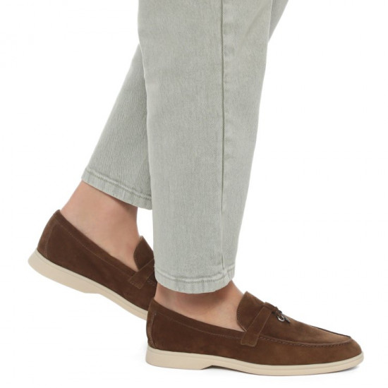 Лоферы женские