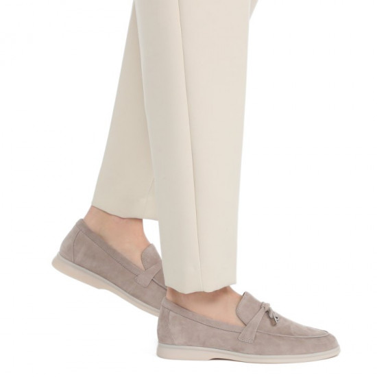 Лоферы женские