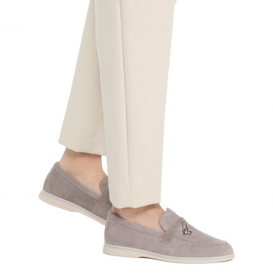 Лоферы женские