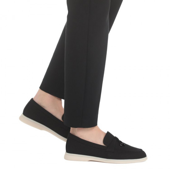 Лоферы женские