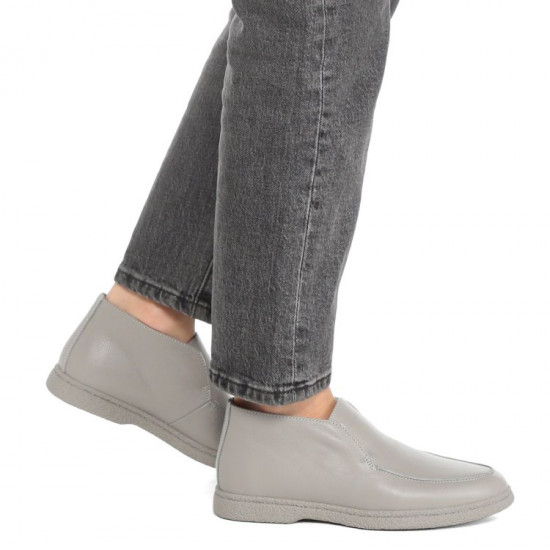 Лоферы женские