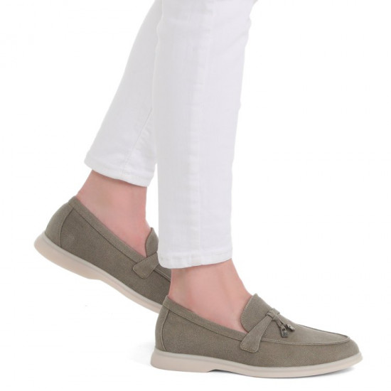 Лоферы женские