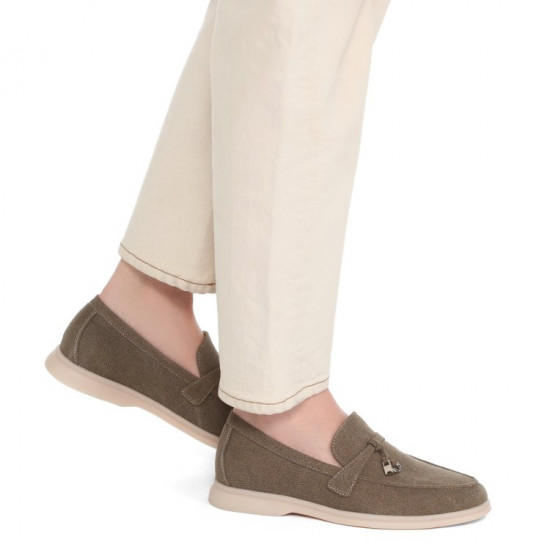 Лоферы женские