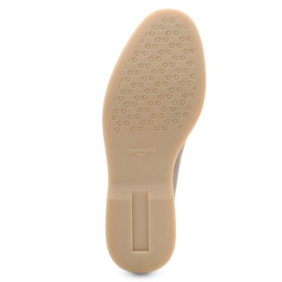 Лоферы женские