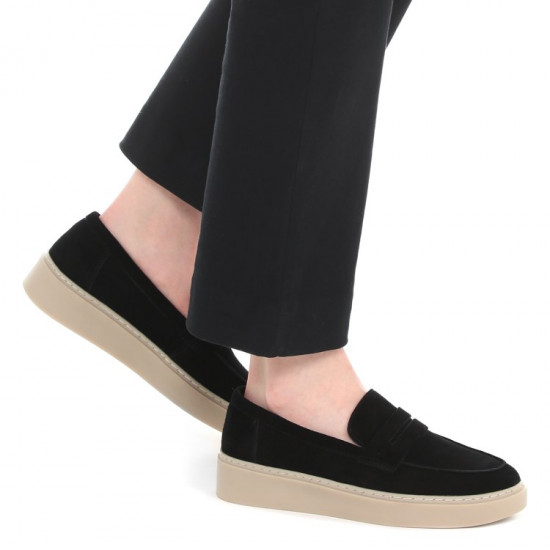 Лоферы женские