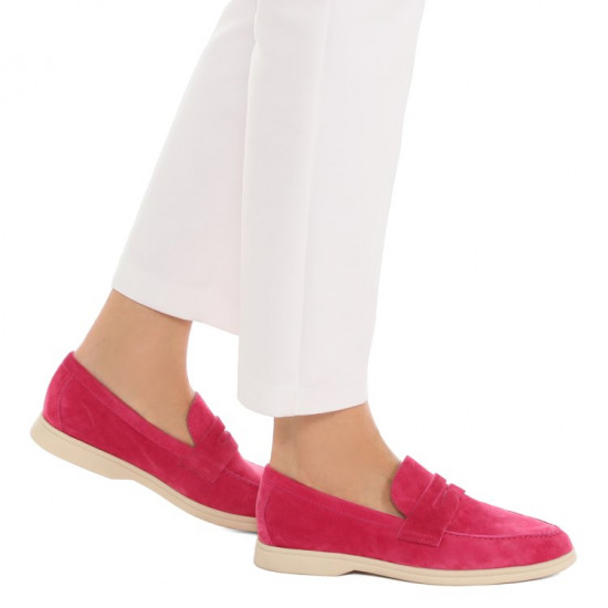 Лоферы женские