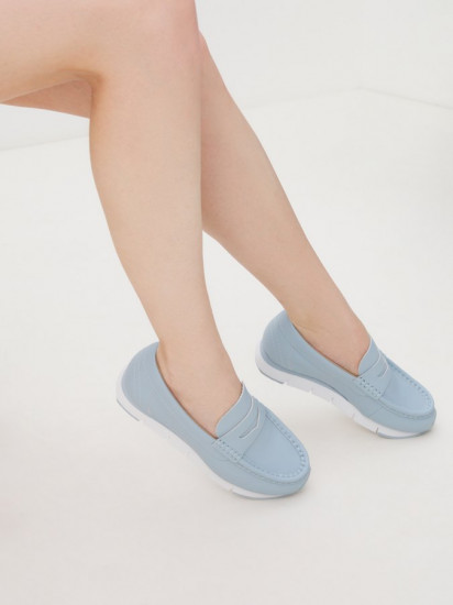 Лоферы женские