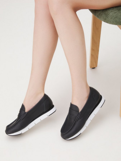 Лоферы женские