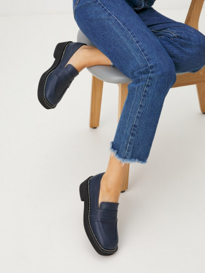 Лоферы женские