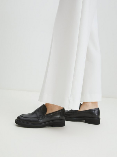 Лоферы женские