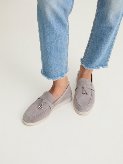 Лоферы женские