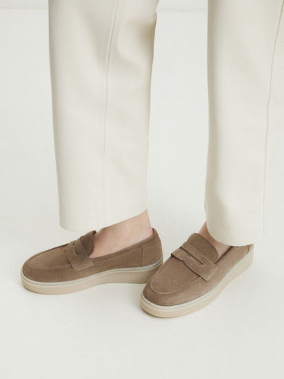 Лоферы женские