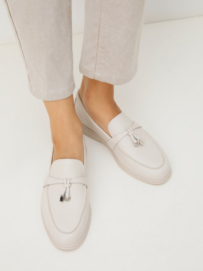 Лоферы женские