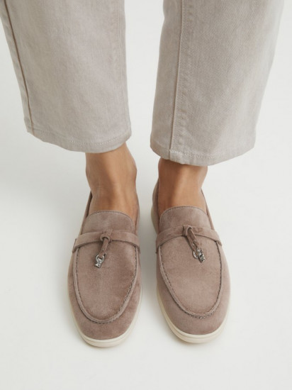 Лоферы женские