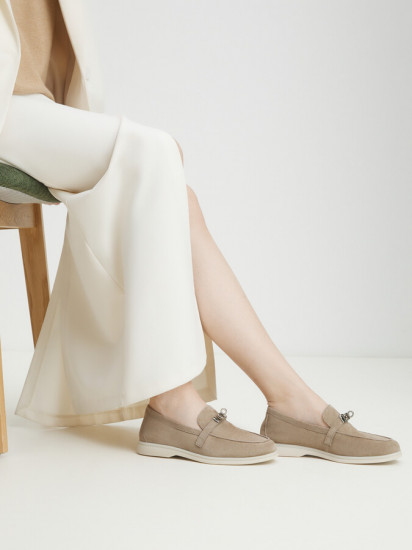 Лоферы женские