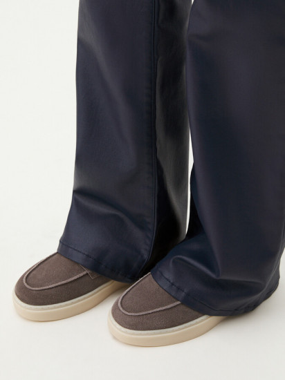 Лоферы женские