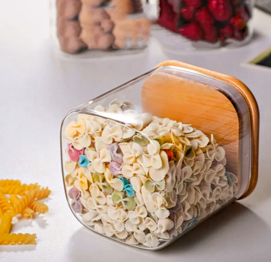Банка для сыпучих продуктов с крышкой