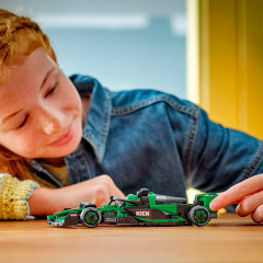 Конструктор Speed Champions 77247 Болид KICK Sauber F1® Team C44. KICK Sauber F1® Team C44 Race Car - Фото 9