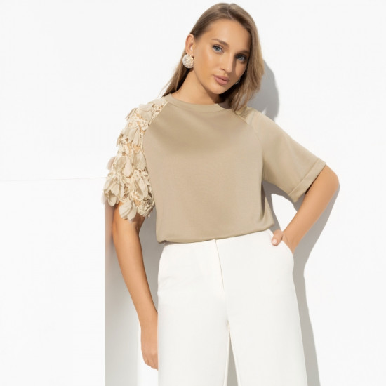 Футболка женская Закружила любовь