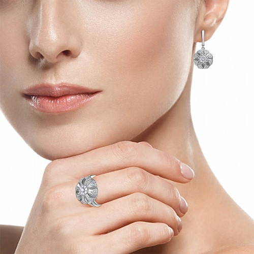 Серьги из серебра с фианитами