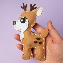 Набор для шитья игрушки из фетра «Олененок» - Фото 9