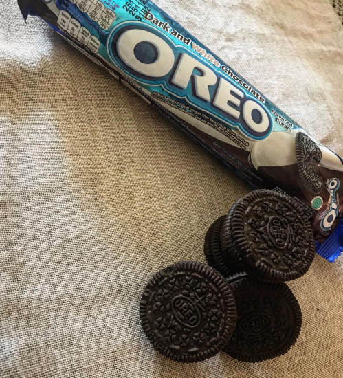 Печенье шоколадное Oreo «Dark and White»