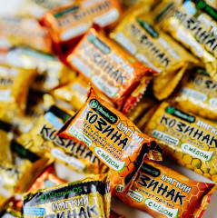 Козинаки мягкие ассорти в шоколадной глазури «Арахис, кунжут-арахис, лен-кунжут-арахис» - Фото 1