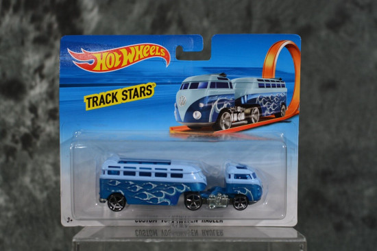 Грузовик игрушечный «Track Stars Custom Volkswagen Hauler»