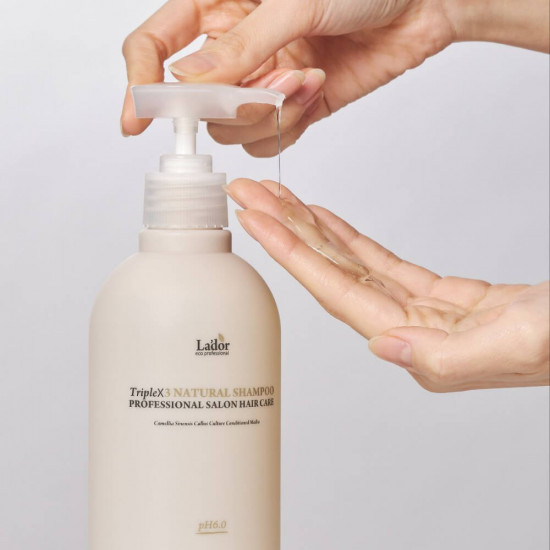 Шампунь с эфирными маслами бессульфатный органический «Triplex Natural Shampoo»