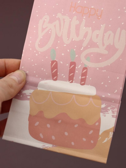 Набор подарочных пакетов с наклейками «Happy birthday»