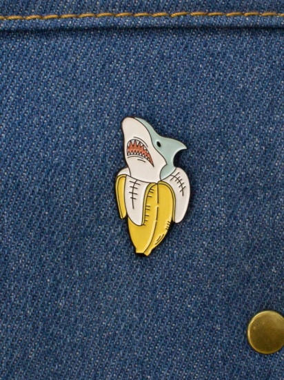 Значок «Banana shark»