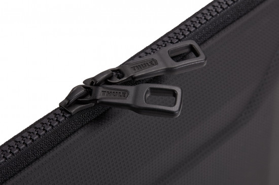 Футляр для MacBook Pro 16 «Gauntlet»