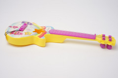 Гитара с медиатором - Фото 2