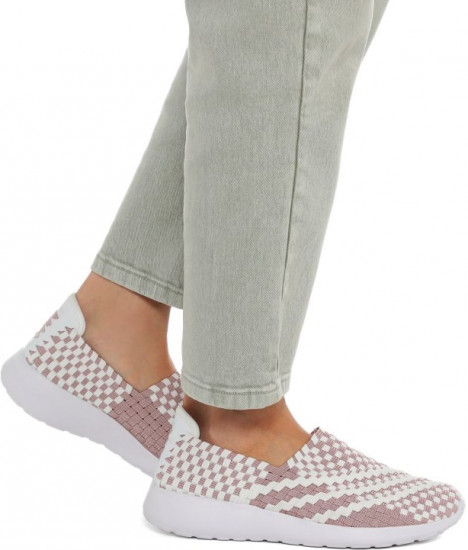 Кроссовки женские