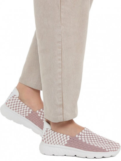 Кроссовки женские