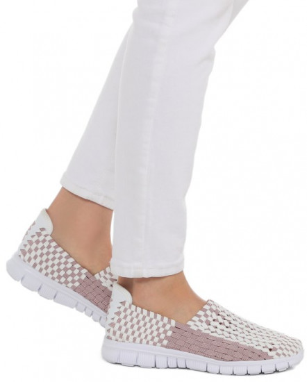 Кроссовки женские